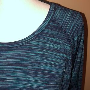 tek gear Tops - XL Tek Gear Drytek Long sleeve shirt thumb holes tek gear Tops - XL Tek Gear Drytek Long sleeve shirt thumb holes